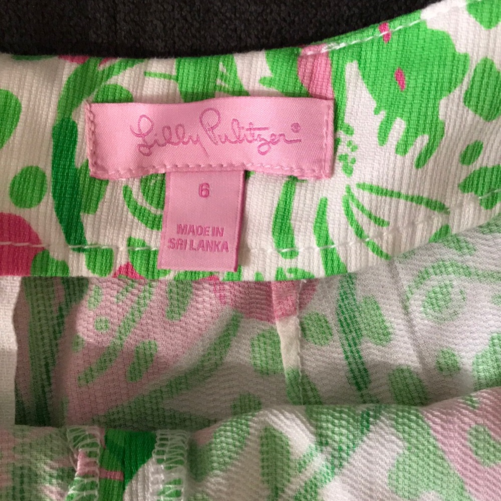 Lilly shorts size 6 - Picture 2 of 2
